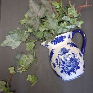 Porcelain wall pocket pitcher blue & white chinoiserie chic style